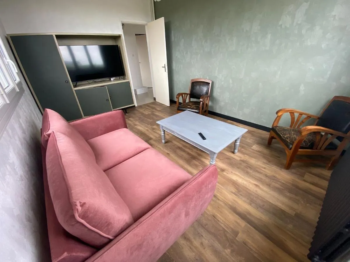 Chambre Dans Maison A Partager Talensac Guest house